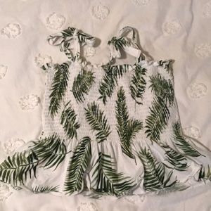 ⭐️H&M Palm Leaf Shoulder Tie Top
